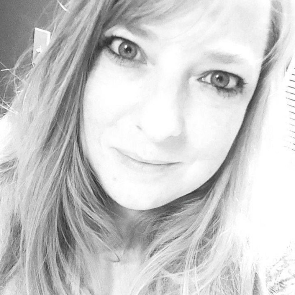 Meet your Posher, Alicia